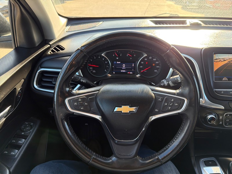 Chevrolet Equinox Vehicle Full-screen Gallery Image 14