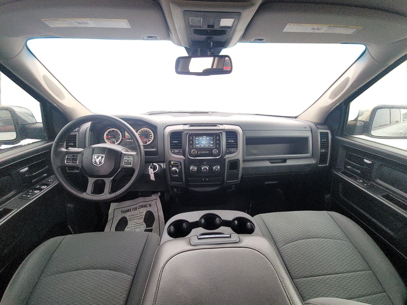 Ram 1500 Vehicle Full-screen Gallery Image 14