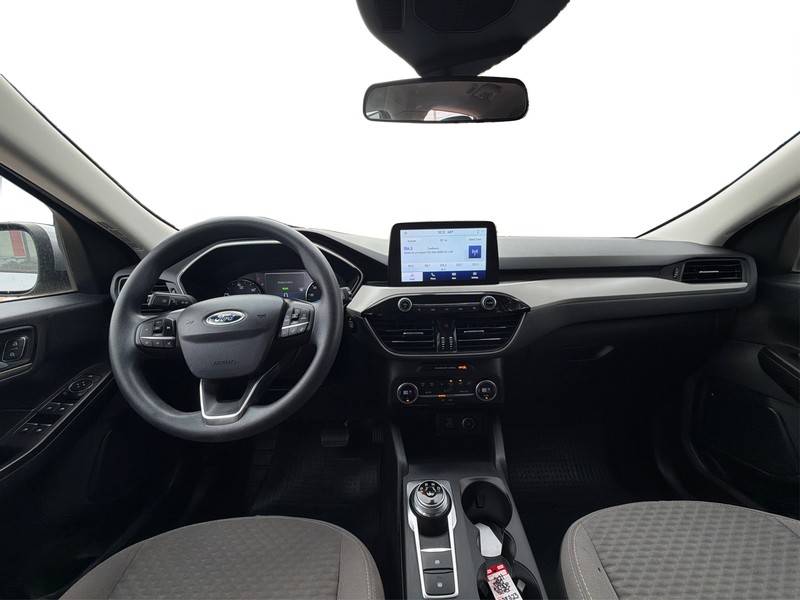 Ford Escape Vehicle Full-screen Gallery Image 16