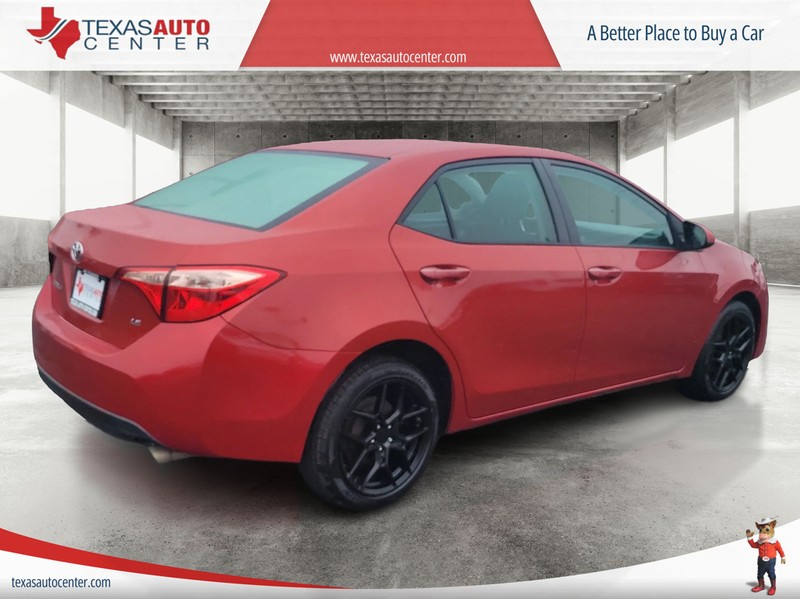 Toyota Corolla Vehicle Full-screen Gallery Image 06