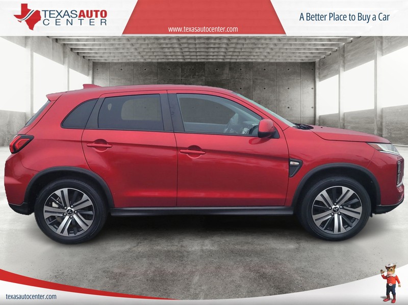 Mitsubishi Outlander Sport Vehicle Full-screen Gallery Image 04