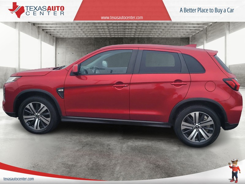 Mitsubishi Outlander Sport Vehicle Full-screen Gallery Image 05