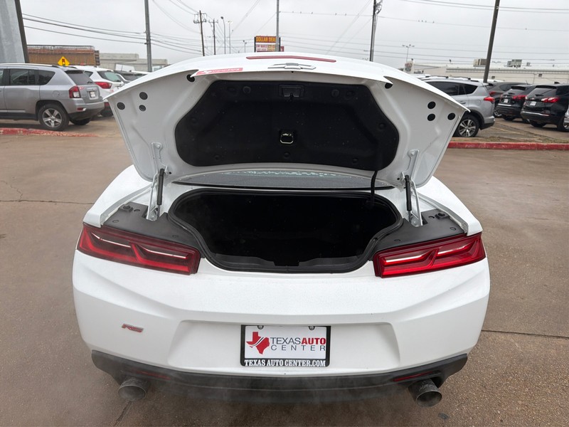 Chevrolet Camaro Vehicle Full-screen Gallery Image 10
