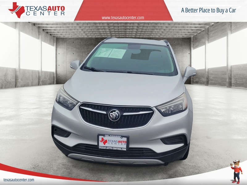 Buick Encore Vehicle Full-screen Gallery Image 03