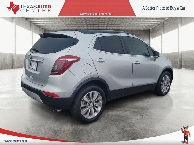 Buick Encore Vehicle Full-screen Gallery Image 07