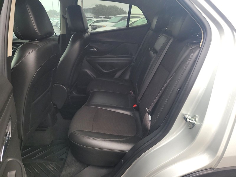 Buick Encore Vehicle Full-screen Gallery Image 10