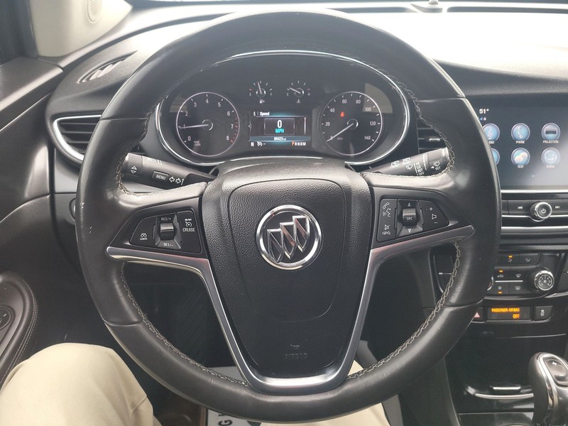 Buick Encore Vehicle Full-screen Gallery Image 14