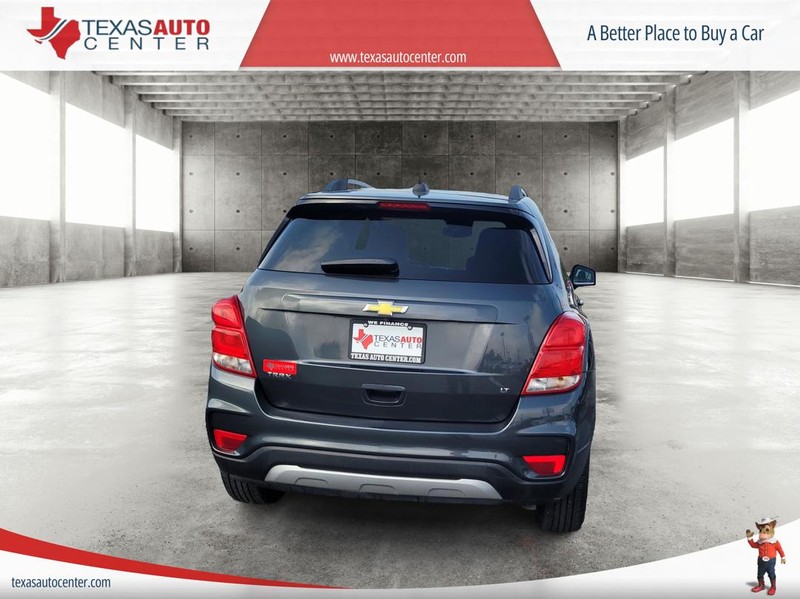 Chevrolet Trax Vehicle Full-screen Gallery Image 06