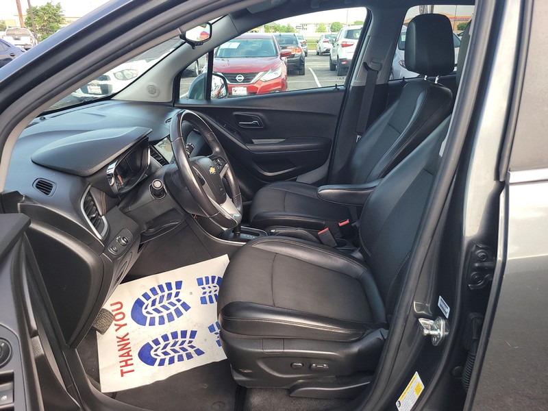 Chevrolet Trax Vehicle Full-screen Gallery Image 09