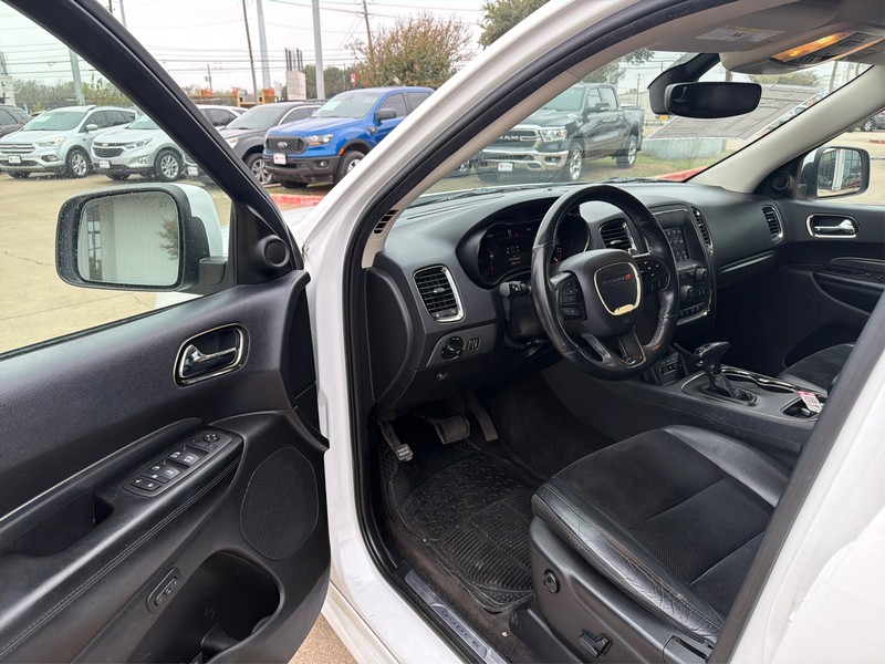 Dodge Durango Vehicle Full-screen Gallery Image 09