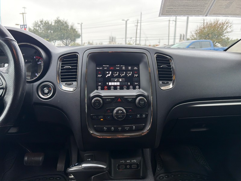 Dodge Durango Vehicle Full-screen Gallery Image 12