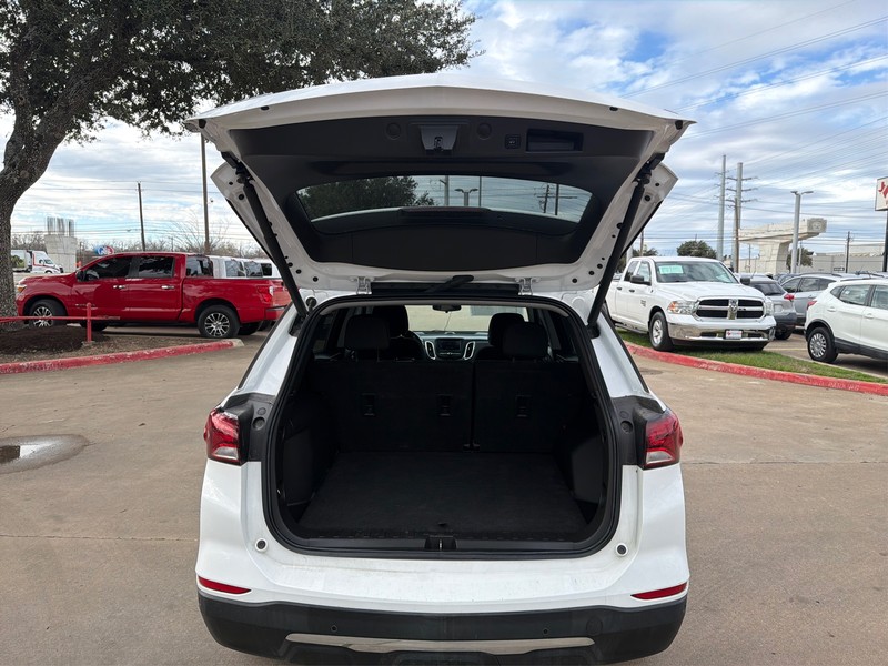 Chevrolet Equinox Vehicle Full-screen Gallery Image 11