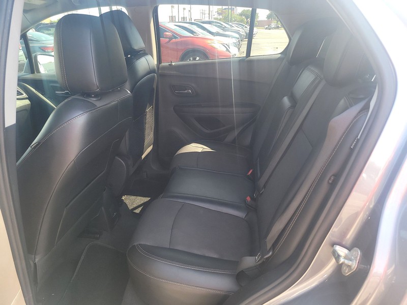 Chevrolet Trax Vehicle Full-screen Gallery Image 10