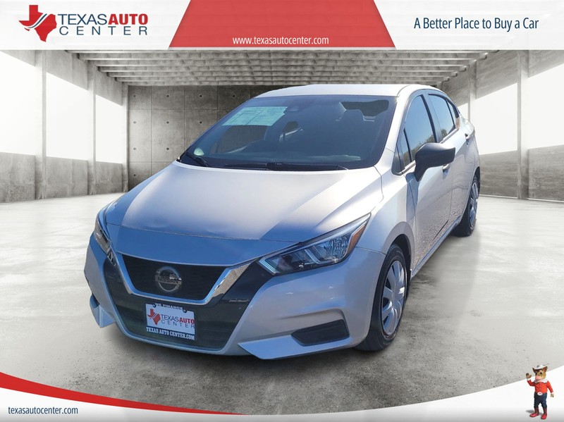 Nissan Versa Vehicle Full-screen Gallery Image 02