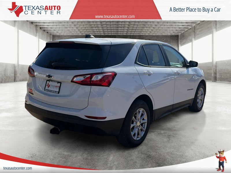 Chevrolet Equinox Vehicle Full-screen Gallery Image 07