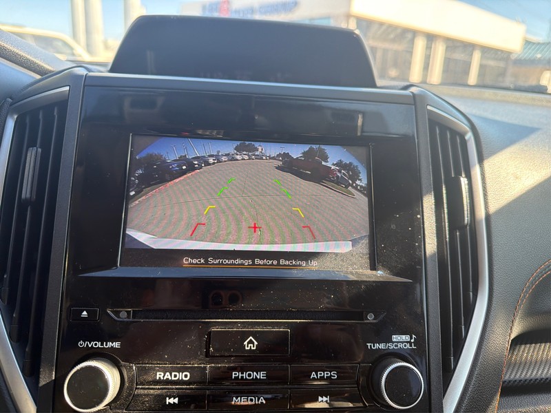 Subaru Crosstrek Vehicle Full-screen Gallery Image 17