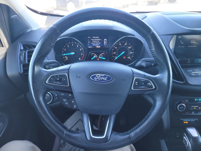 Ford Escape Vehicle Full-screen Gallery Image 14