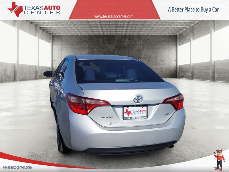 Toyota Corolla Vehicle Full-screen Gallery Image 02