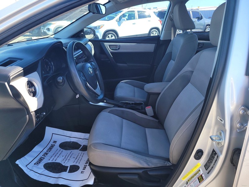 Toyota Corolla Vehicle Full-screen Gallery Image 07