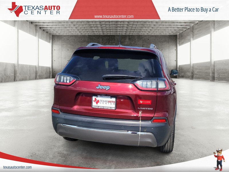 Jeep Cherokee Vehicle Full-screen Gallery Image 6