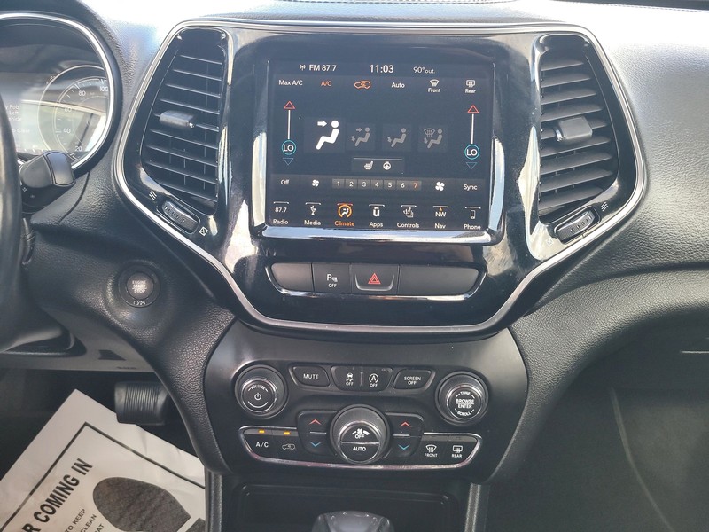 Jeep Cherokee Vehicle Full-screen Gallery Image 12