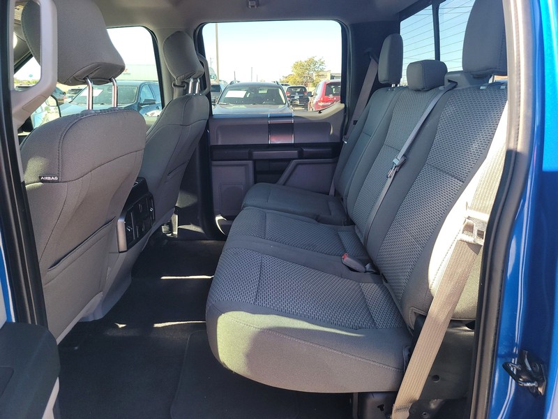 Ford F-150 Vehicle Full-screen Gallery Image 10