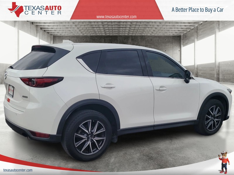 Mazda CX-5 Vehicle Full-screen Gallery Image 6