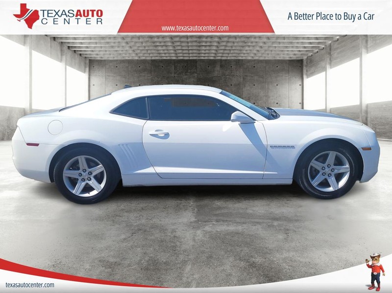 Chevrolet Camaro Vehicle Full-screen Gallery Image 4