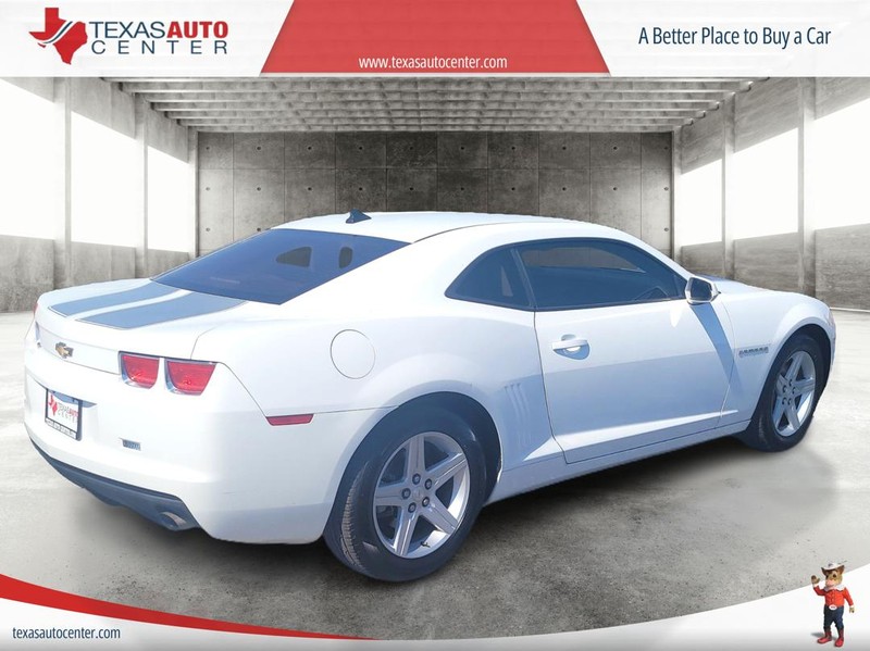 Chevrolet Camaro Vehicle Full-screen Gallery Image 7