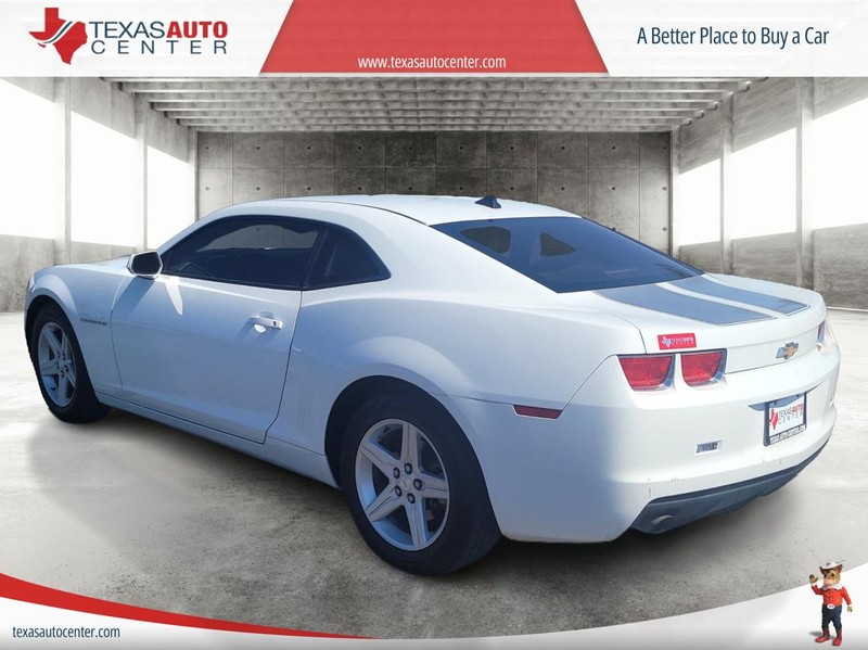 Chevrolet Camaro Vehicle Full-screen Gallery Image 8