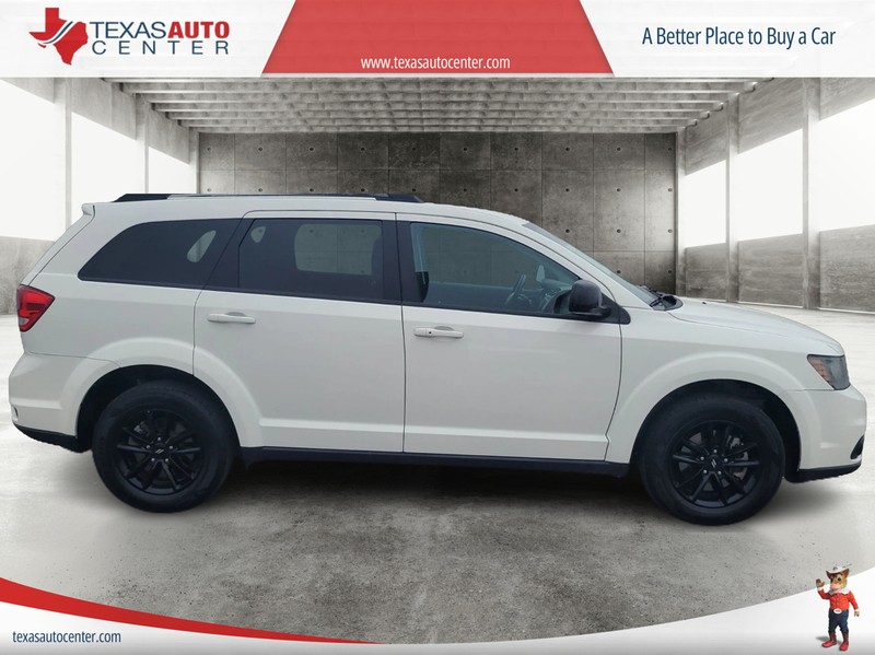 Dodge Journey Vehicle Full-screen Gallery Image 04