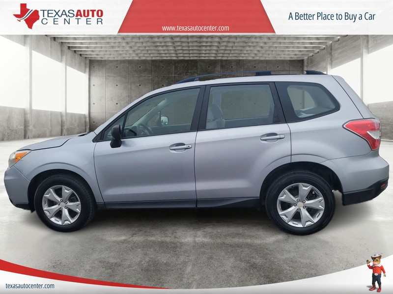 Subaru Forester Vehicle Full-screen Gallery Image 05