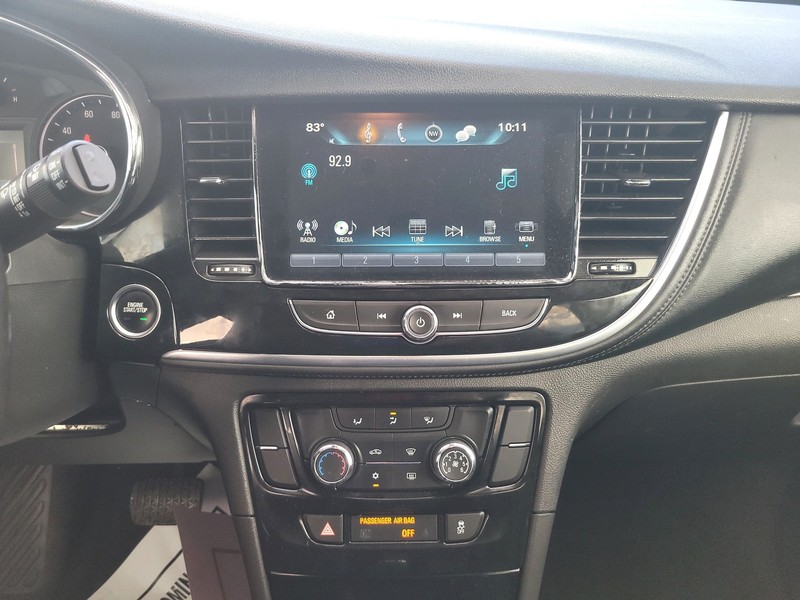 Buick Encore Vehicle Full-screen Gallery Image 11