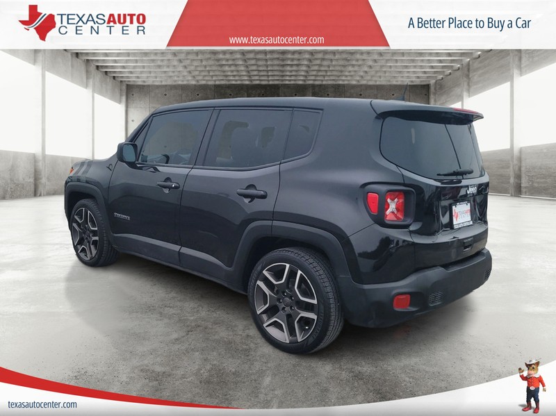 Jeep Renegade Vehicle Full-screen Gallery Image 08