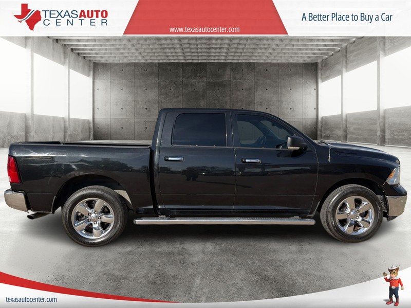 Ram 1500 Vehicle Full-screen Gallery Image 04