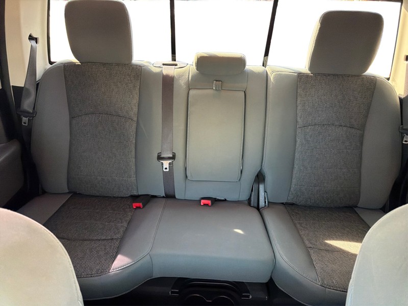 Ram 1500 Vehicle Full-screen Gallery Image 13