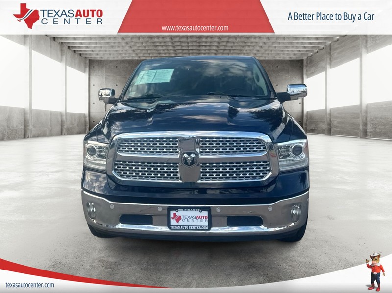 Ram 1500 Vehicle Full-screen Gallery Image 3