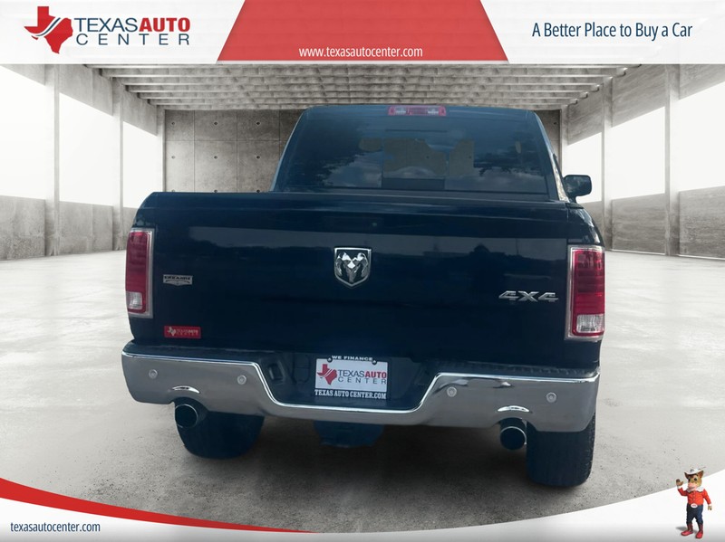 Ram 1500 Vehicle Full-screen Gallery Image 5