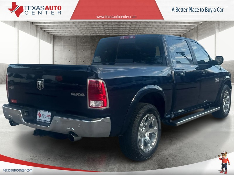 Ram 1500 Vehicle Full-screen Gallery Image 6