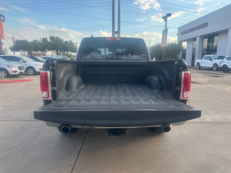 Ram 1500 Vehicle Full-screen Gallery Image 10