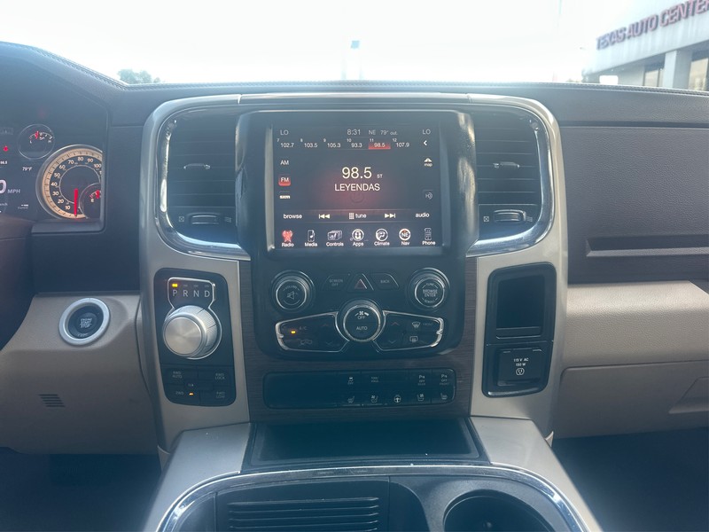 Ram 1500 Vehicle Full-screen Gallery Image 11