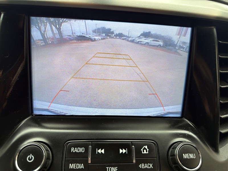 GMC Acadia Vehicle Full-screen Gallery Image 17