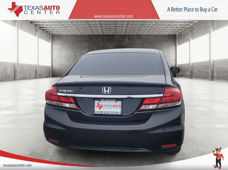 Honda Civic Sedan Vehicle Full-screen Gallery Image 06