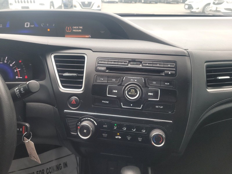 Honda Civic Sedan Vehicle Full-screen Gallery Image 11