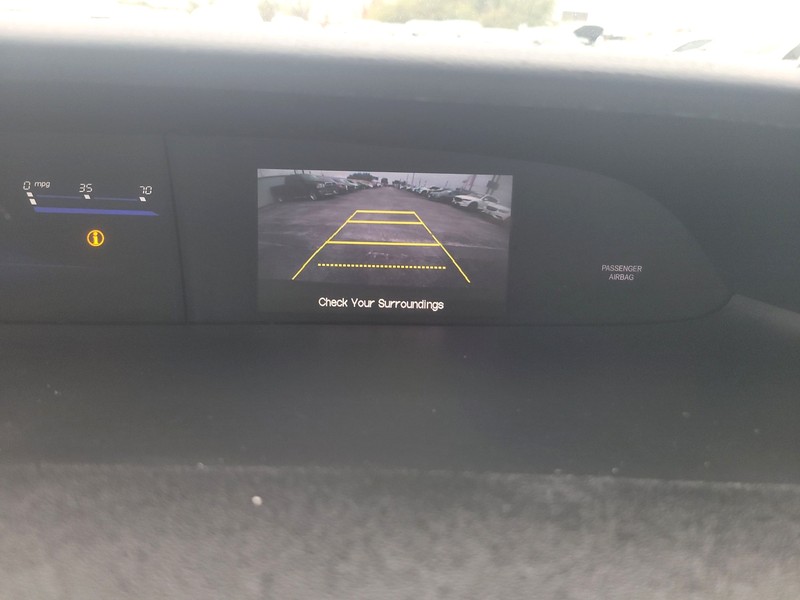 Honda Civic Sedan Vehicle Full-screen Gallery Image 16