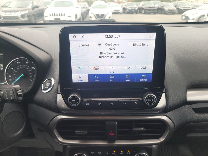 Ford EcoSport Vehicle Full-screen Gallery Image 12