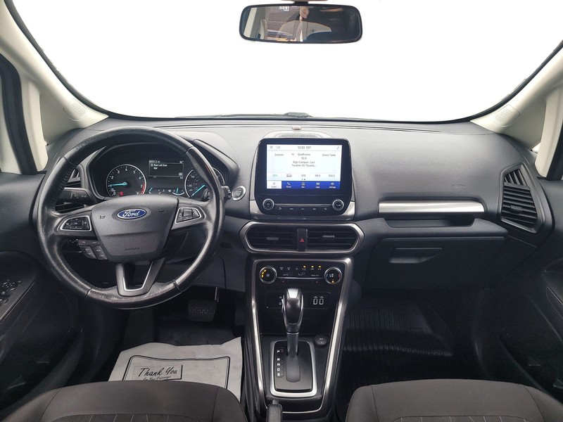 Ford EcoSport Vehicle Full-screen Gallery Image 16