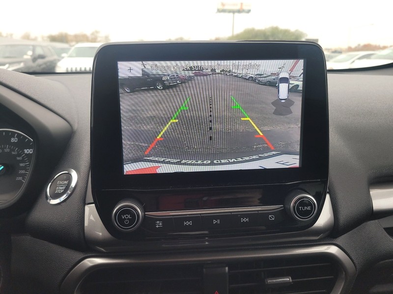 Ford EcoSport Vehicle Full-screen Gallery Image 18