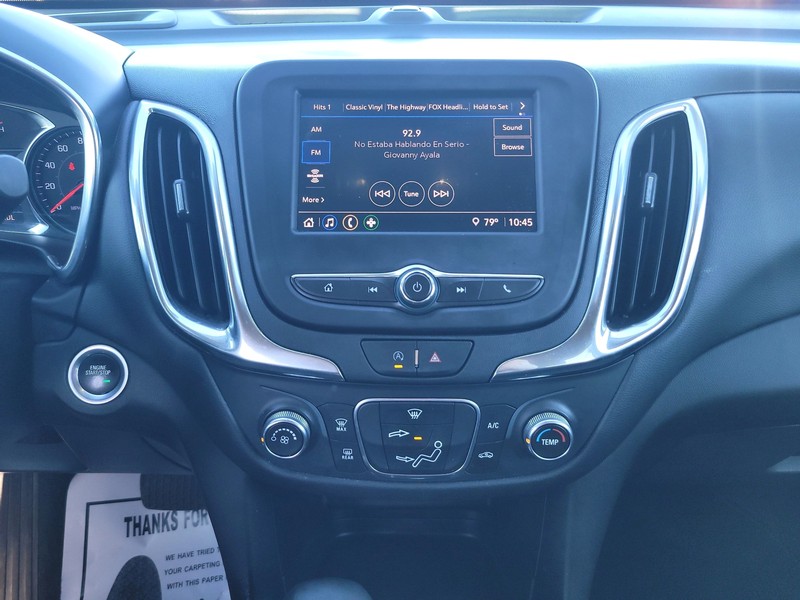 Chevrolet Equinox Vehicle Full-screen Gallery Image 12