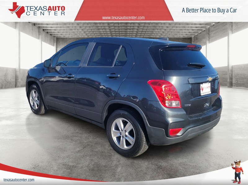 Chevrolet Trax Vehicle Full-screen Gallery Image 8